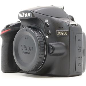 Nikon D3200 (Condition: Buono)