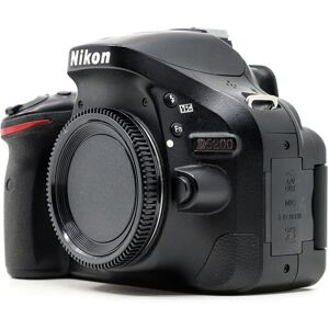 Nikon D5200 (Condition: Buono)