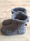 UGG Boots Short Bailey Bow Gr.40, grau