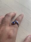 Anello Placcato Argento Con Opale Sintetico Blu.