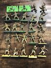 Joblot Of 22 Britains British Toy Soldiers With Mortars, Officers, Rifleman..