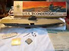 MODELLISMO NAVALE : NAVE PORTAEREI :    USS  TICONDEROGA     !!!