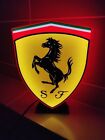 Logo Lumineux - Lampe - Veilleuse LED 3D Emblème FERRARI