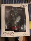 Ezio Mentor busto Assassin s Creed - Legacy Collection