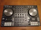 NATIVE INSTRUMENTS Traktor Kontrol S4 MK3