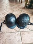 KIT EQUITAZIONE CASCO GILET STIVALI DECATHLON OTTIMI