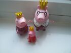 PEPPA FIGURES DADDY KING, MOMMY QUEEN, PRINCESS PEPPA AND MISS HARE WITH TORTOI