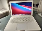 Macbook 13 Unibody A1342 2.4 GHZ INTEL core 2 dUO 2010