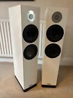 Spendor D7.2 Loudspeakers . White.