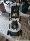 Tosaerba a batteria Greenworks 82 V con batteria grande 6 Ah e caricabatteria