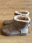 UGG Boots Mini Dixi Flora Gr.41, beige