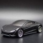 2024 24 Tesla Roadster Opaco 1:64 Scala da Collezione Diorama Modellino Auto