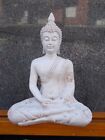 Statua di Buddha in meditazione Thailandia gesto mudra