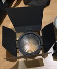 Nanlite FL-11 Fresnel lens for Forza series with Barn Doors, like new