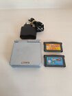 Gameboy Advance sp Azzurro + Caricatore + 2 Giochi