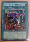 CARTA YU-GI-OH! - TRASCINATO NELLA TOMBA - DR1-IT246 - NUOVA - COMUNE - MAGIA