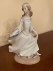 Ceramica Lladro vintage "Cenerentola" n. 4828/1972 perfette condizioni.