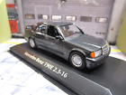 MERCEDES BENZ 190 190E 2.3-16 V Limousine 1984 black met. Minichamps  1:43