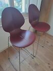 Coppia sgabelli Calligaris modello Basil bordeaux. H.seduta 78cm/H. tot 120cm