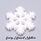 20 x SNOWFLAKE CREAM/IVORY WHITE GLITTER FLAT BACK RESIN 20x18mm Cabochons