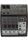 Mixer a 8 ingressi a bus con preamplificatori microfonici