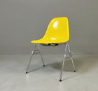 mehrere: Fiberglass Sidechair Eames Herman Miller Vitra Yellow Stacking Stuhl