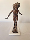 Statuetta di donna nuda in bronzo antica firmata