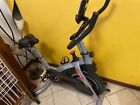 cyclette spinning nera e grigia 