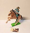 Soldatino toy soldier Britains LTD Cowboy a cavallo plastica scala 1:32