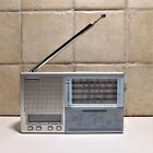 Radio GRUNDIG Yacht Box 218 FM MW SW Stereo Radiolina Portatile Argento Vintage