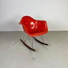 Vintage 1950s Eames Herman Miller RAR a Dondolo Sedia IN Salmone Arancione #3814