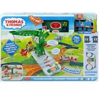 Fisher Price Il Trenino Thomas I Suoni di Sodor Cranky Delivery Pista con 3 pers