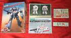 MACROSS VF-1J VALKYRIE MODEL KIT - SCALA 1/72