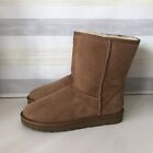 UGG Classic Short Boots, Chestnut UK size 10.5 Fantastic Condition