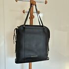 Piquadro borsa/zaino donna nero in pelle,leggera,convertibile,personalizzabile.