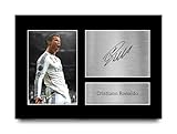 HWC Trading A4 Cristiano Ronaldo Real Madrid Regali Stampati Autografo Firmato Foto Per Gli Appassionati Di Calcio E Sostenitori - A4