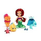 Disney Store set da gioco ufficiale mini bambola Ariel Animators, 8 pz, 21 cm, con Ariel, cavalluccio marino, Flounder, Sebastian, vestito, fiocco, spazzola e scarpe, per bimbi dai 3 anni in su