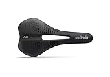 Sportourer by Selle Italia A3 GEL FLOW - Sella Comoda per Bicilcletta con Gel, Foro Antiprostata, Resistente all Acqua e Adatta a Tutti i Tipi di Bici - Nero