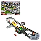 Mattel Disney Pixar CARS - Pista Azione Piston Cup, playset pista interattiva con macchinina die-cast Saetta McQueen inclusa, giocattolo per bambini, 4+ anni, HPD81