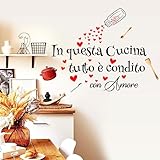 Adesivi murali cucina frasi in questa cucina tutto è condito con amore Wall Stickers scritta per la cucina Citazione con amore Adesivo da parete decorazione murale con pentola mestolo e cuori MEDIUM