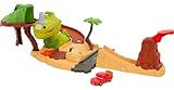 Mattel Disney Pixar Cars On The Road - Set Parco dei Dinosauri, playset con macchinina Saetta McQueen, un dinosauro e azione attivabile, giocattolo per bambini, 4+ anni, HNL99