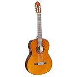 Yamaha C40II Chitarra Classica - Chitarra 4/4 Classica in Legno (65 cm, scala da 25 9/16”) - 6 Corde in Nylon, Naturale